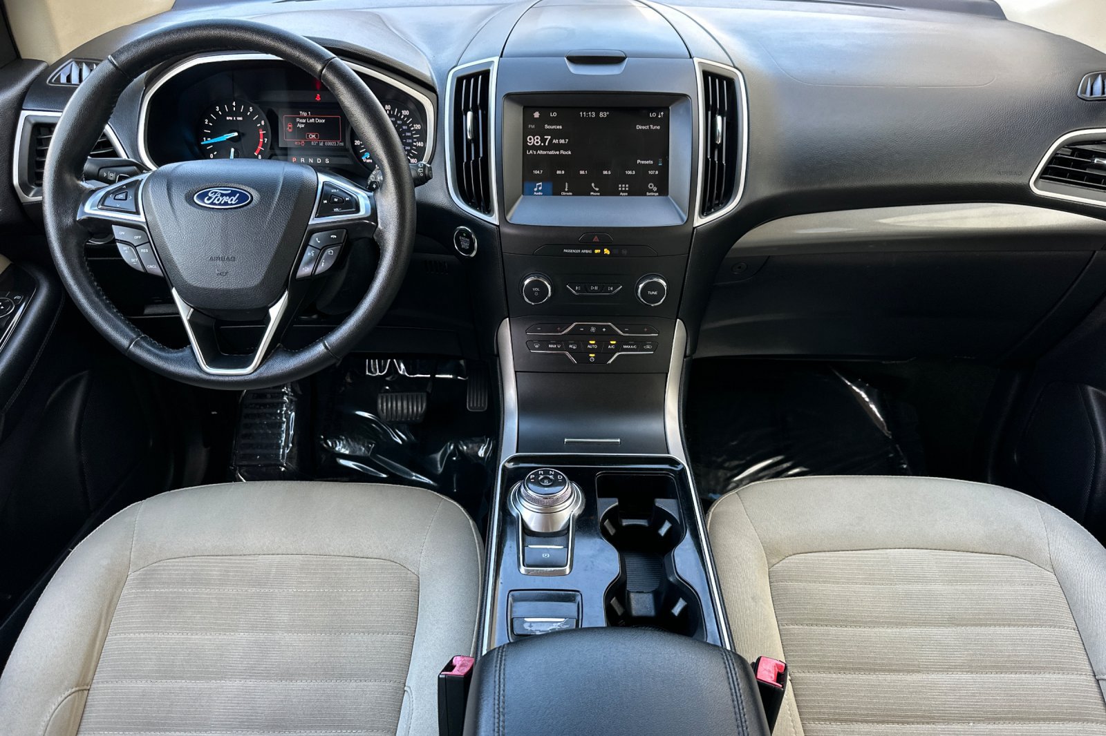 Used 2019 Ford Edge SEL AWD/4WD image 16