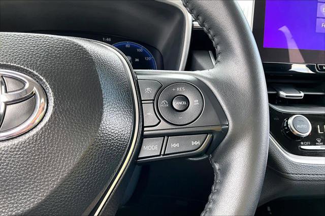 Certified 2026 Toyota Corolla Cross XLE w/ Convenience Package image 25