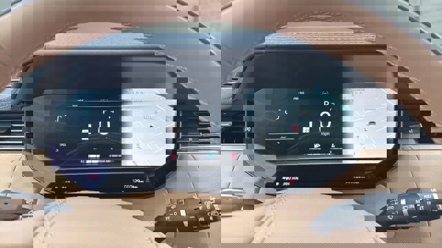 New 2026 Land Rover Range Rover Long Wheelbase SE image 28