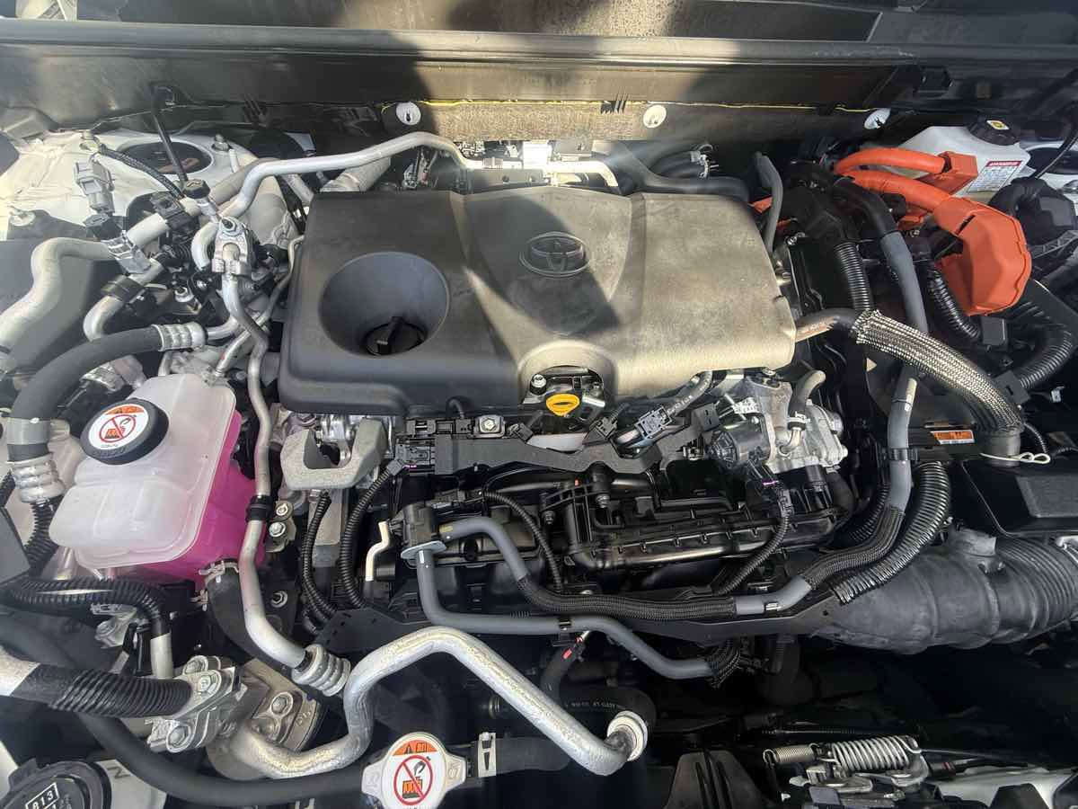 Used 2023 Toyota RAV4 XSE w/ Weather Package image 38