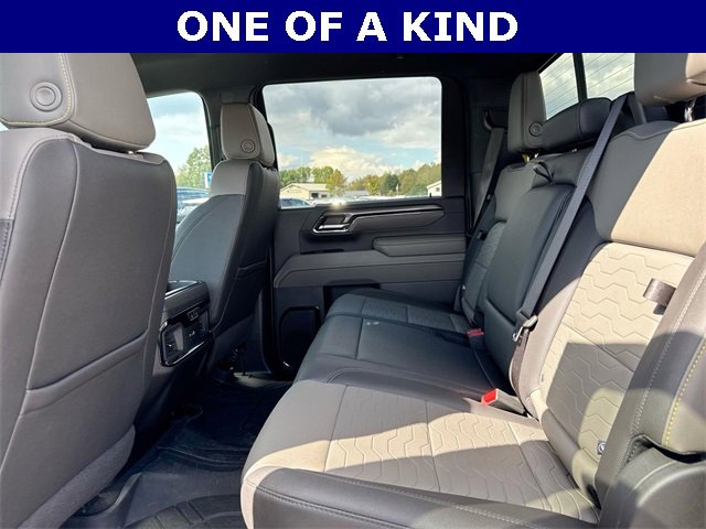 Certified 2024 Chevrolet Silverado 2500 ZR2 w/ LPO, Dark Essentials Package image 26