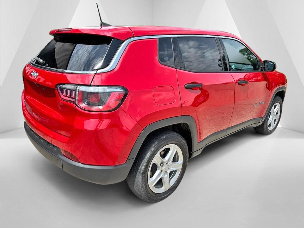 Used 2023 Jeep Compass Sport AWD/4WD image 7