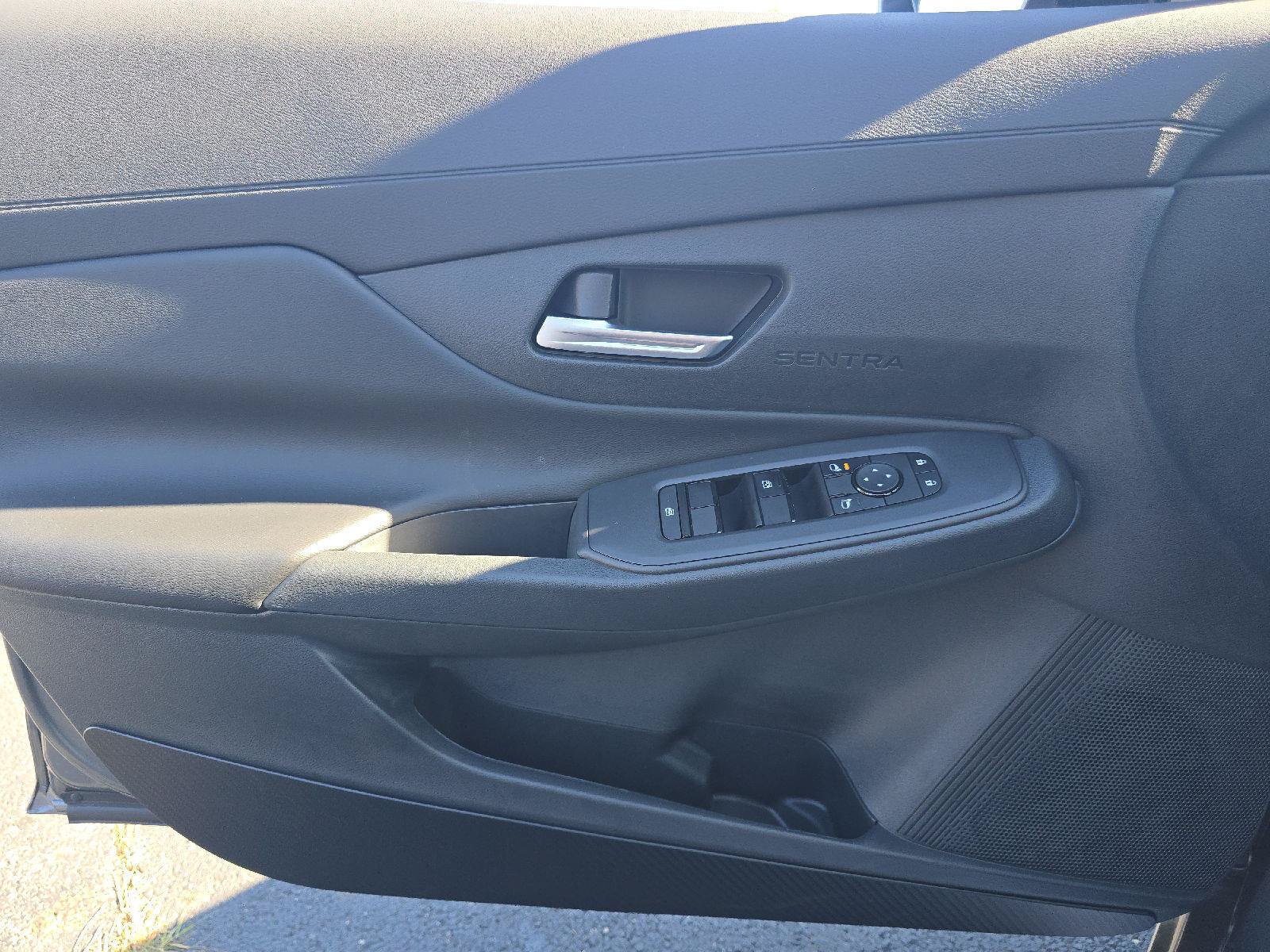 New 2027 Nissan Sentra SV w/ Floor Mat Package FWD image 22
