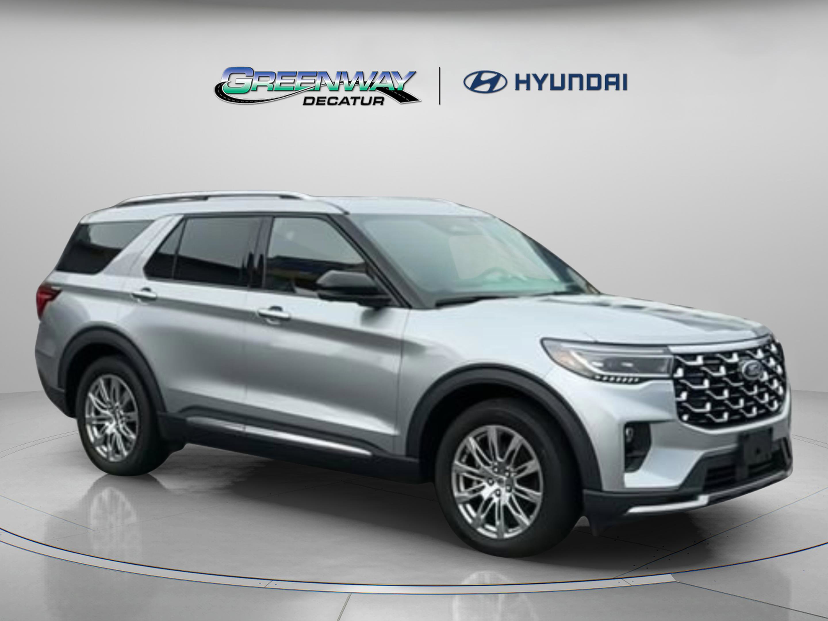 Used 2025 Ford Explorer Platinum RWD image 1