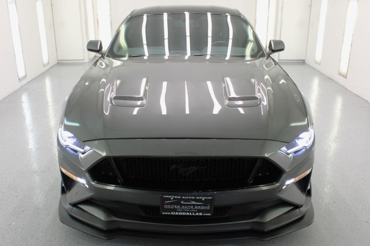 Used 2019 Ford Mustang GT w/ Equipment Group 301A RWD image 3
