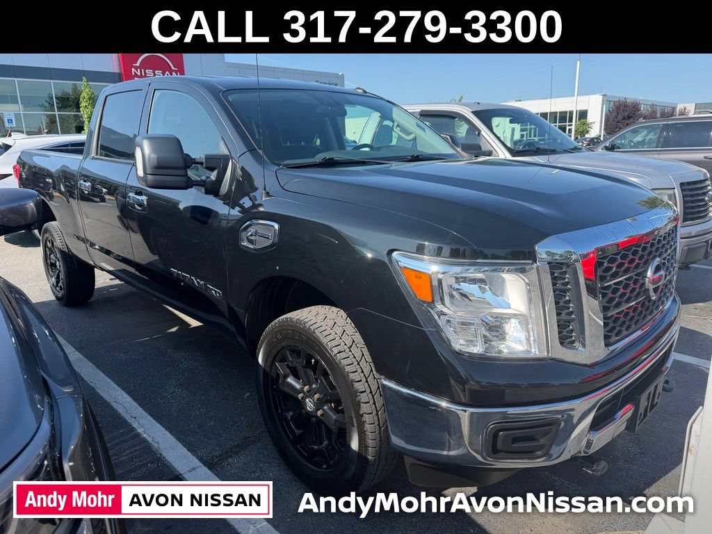 Used 2018 Nissan Titan SV AWD/4WD image 1