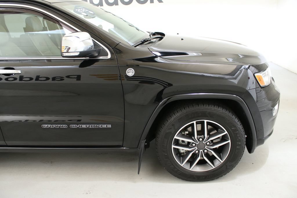 Used 2021 Jeep Grand Cherokee Overland AWD/4WD image 12
