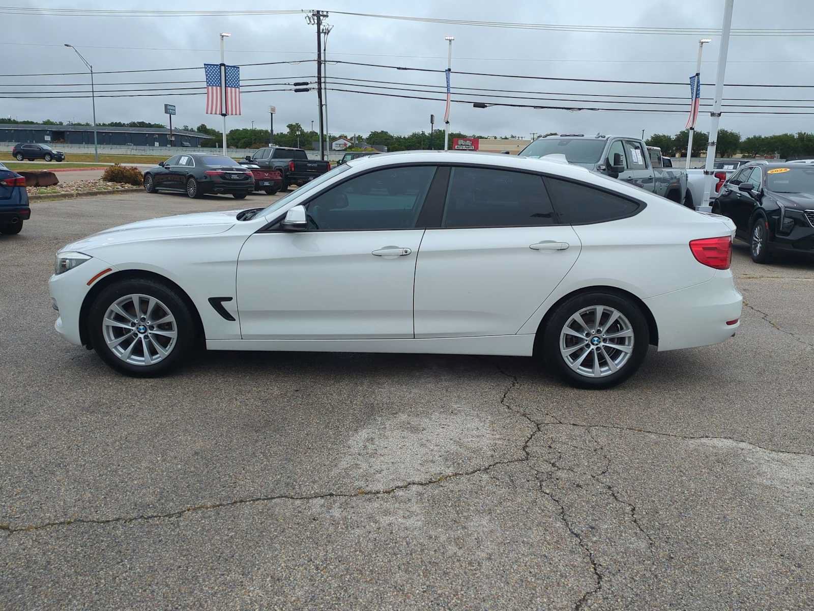 Used 2015 BMW 328i Gran Turismo xDrive AWD/4WD image 5