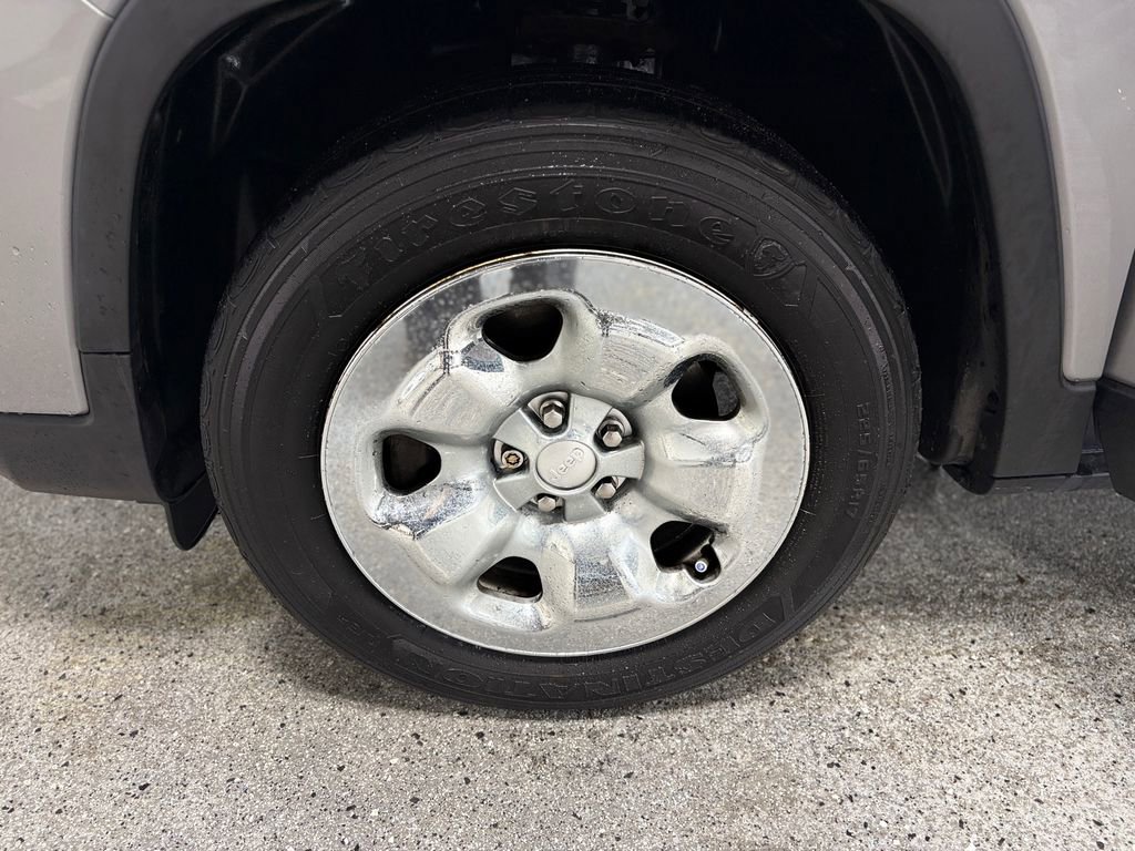 Used 2019 Jeep Cherokee Sport w/ Cold Weather Group image 31