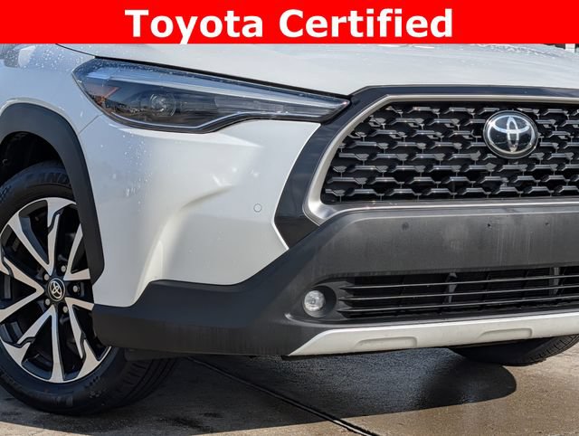 Certified 2022 Toyota Corolla Cross XLE w/ Convenience Package FWD image 3