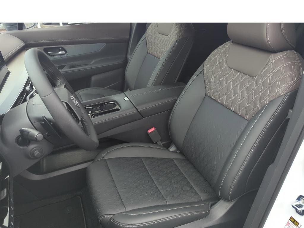 New 2025 Nissan Murano Platinum image 10