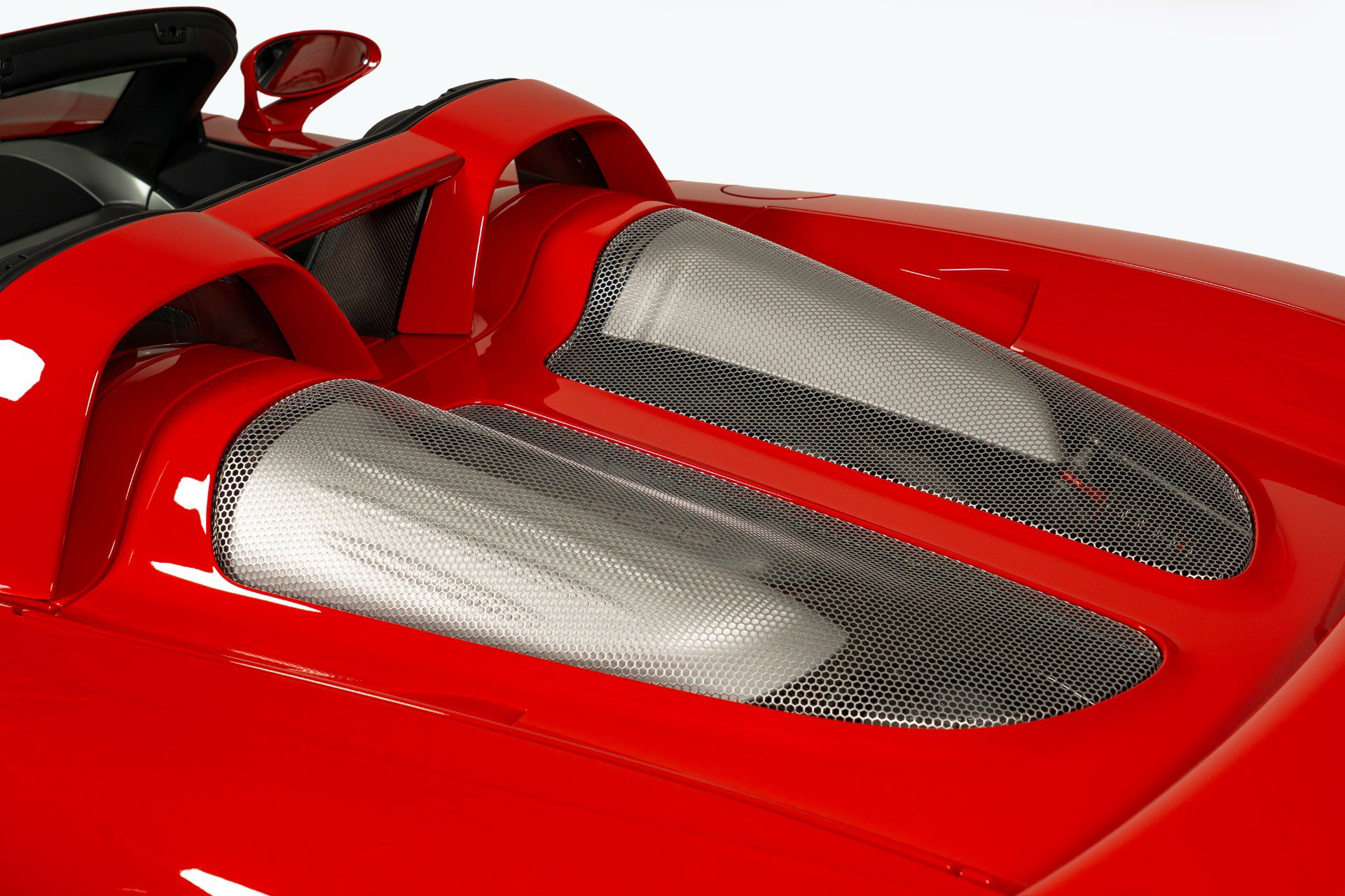 Used 2004 Porsche Carrera GT RWD image 12
