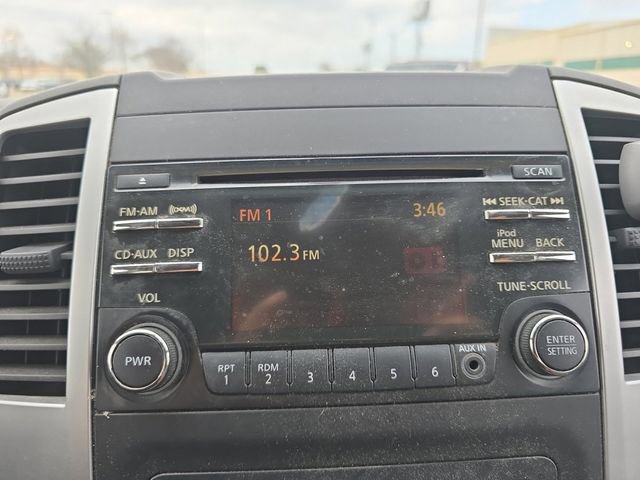 Used 2014 Nissan Frontier SV image 8