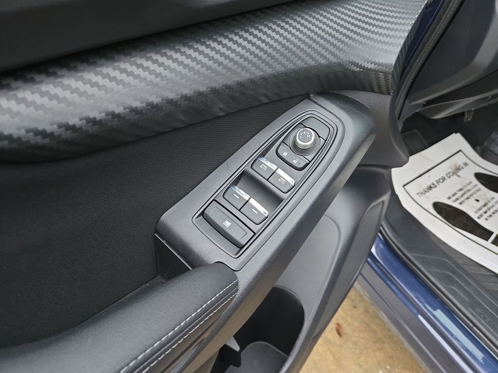 Used 2025 Subaru Ascent Premium image 13