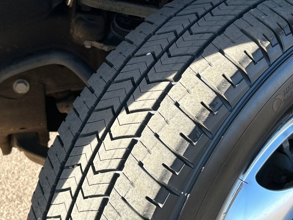 Used 2022 Chevrolet Silverado 3500 High Country w/ Safety Package II image 31