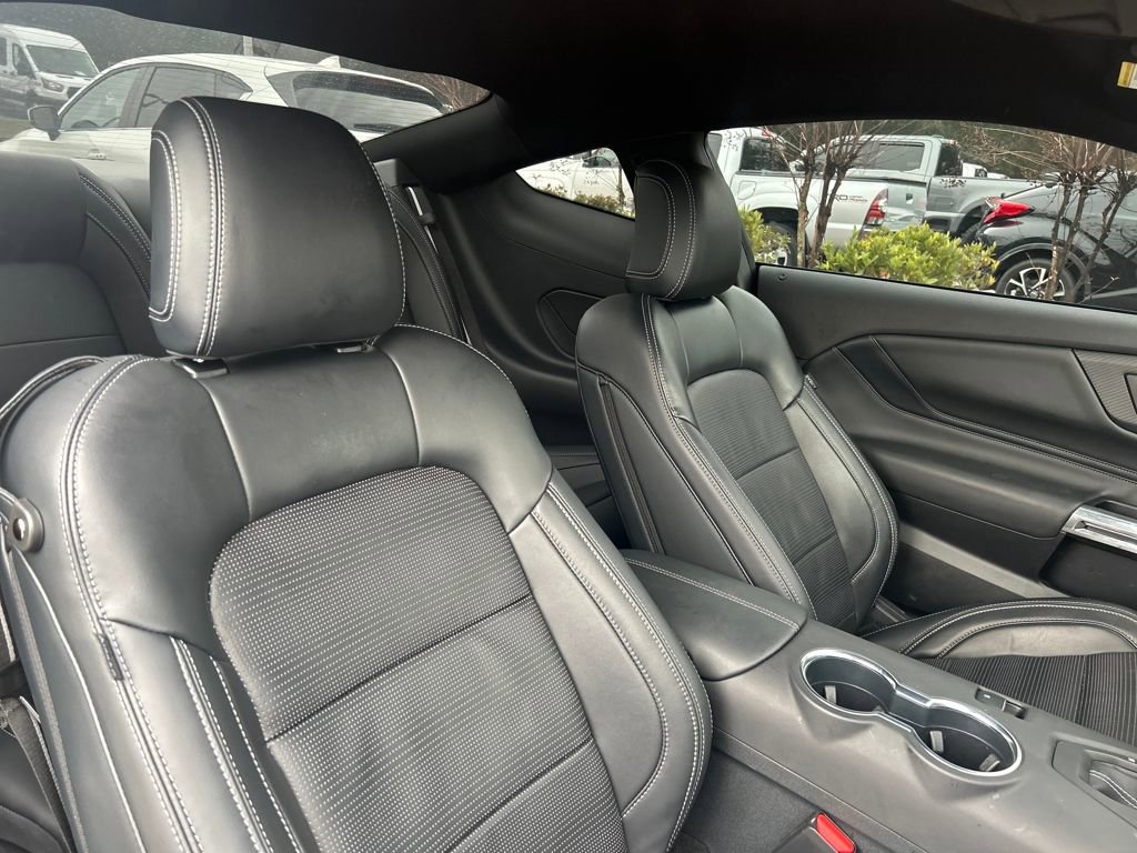Used 2025 Ford Mustang GT Premium image 39