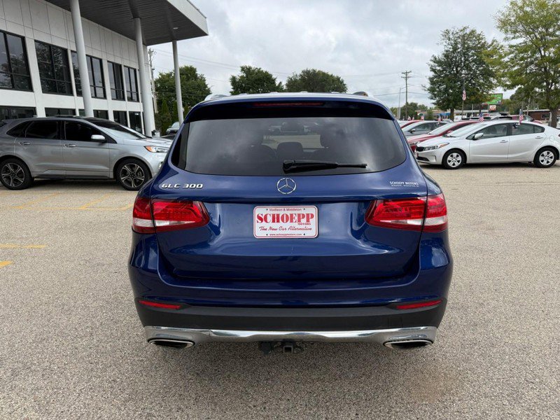 Used 2017 Mercedes-Benz GLC 300 w/ Premium 1 Package image 6