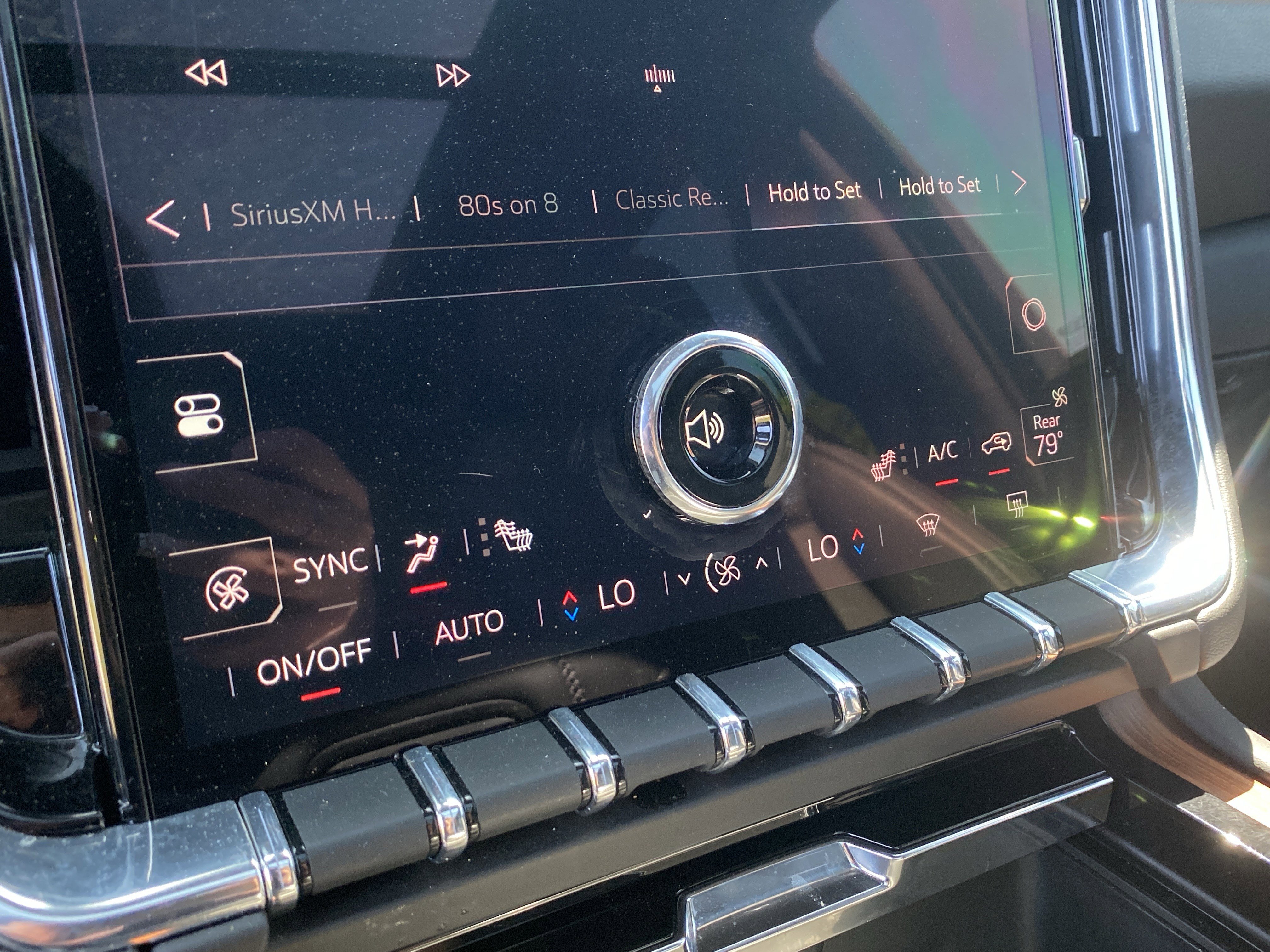 Used 2025 GMC Yukon XL Denali w/ Sun & Power Step Package image 75