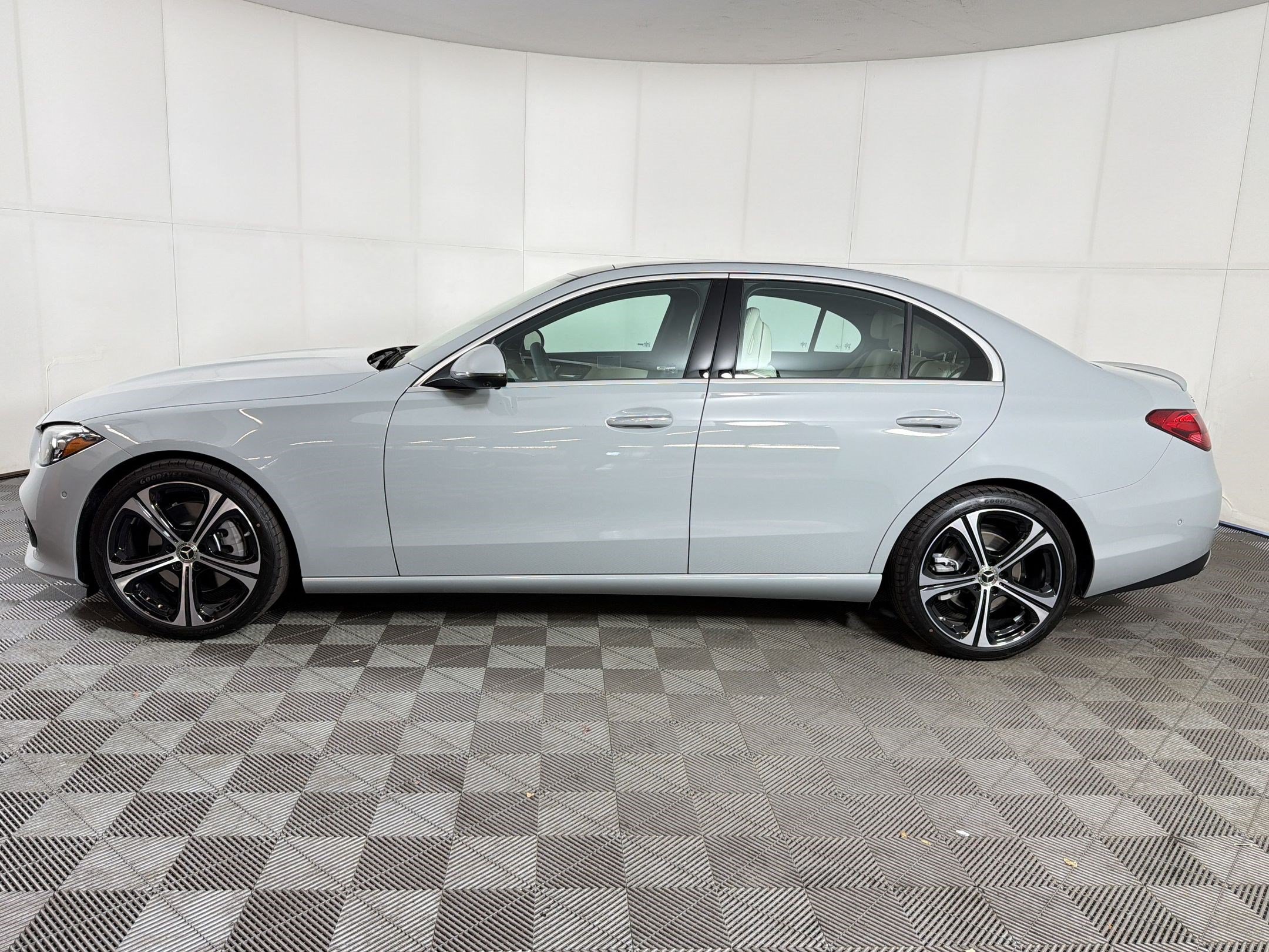 New 2026 Mercedes-Benz C 300 4MATIC Sedan video 2