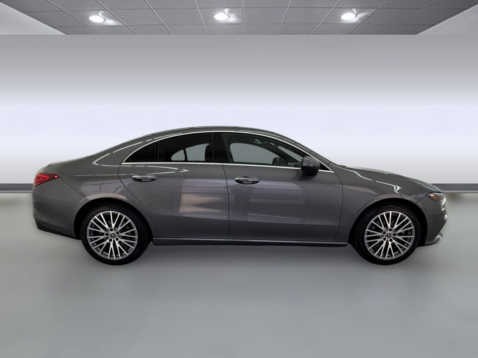 Used 2022 Mercedes-Benz CLA 250 image 7