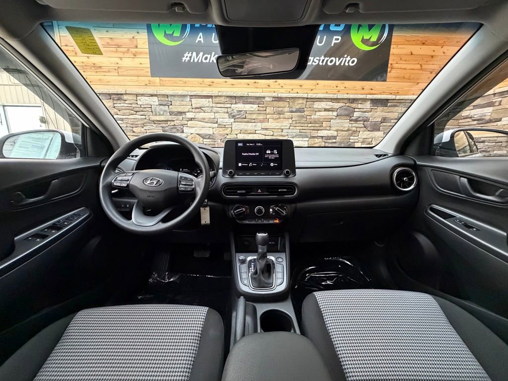 Used 2023 Hyundai Kona SE AWD/4WD image 16