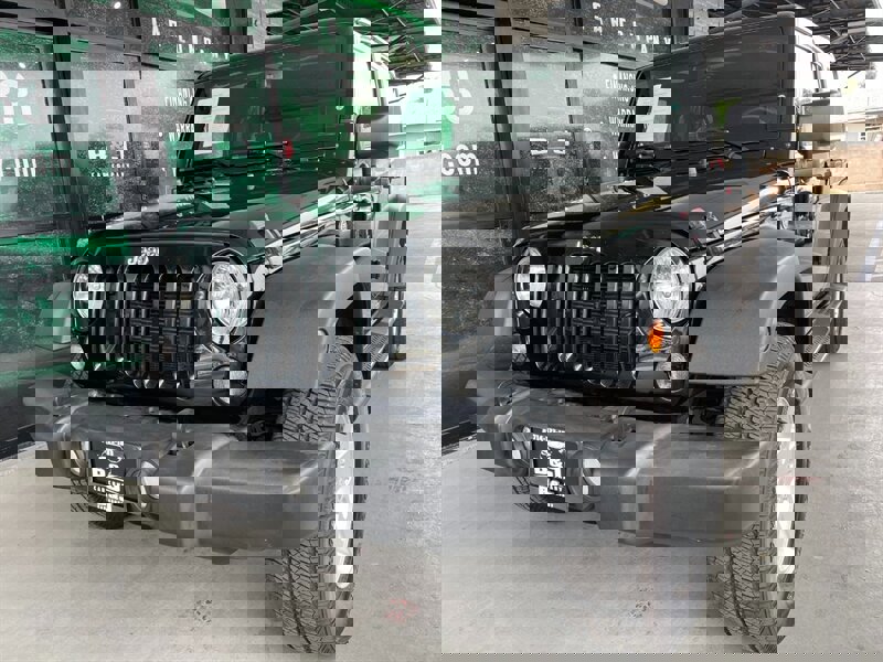 Used 2017 Jeep Wrangler Unlimited Sport w/ Quick Order Package 24S image 3