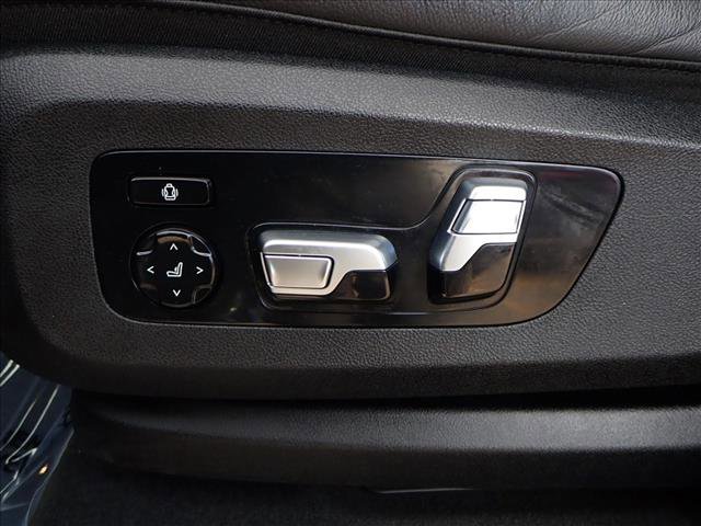 Used 2021 BMW X5 M50i image 14