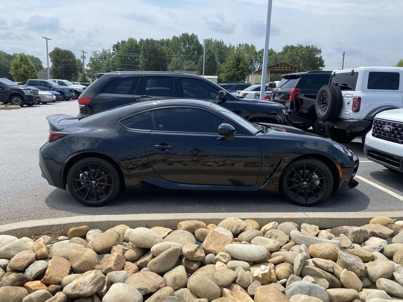 Used 2024 Toyota GR86 Premium w/ Performance Package RWD image 8
