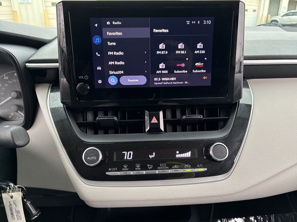 Used 2023 Toyota Corolla LE image 18