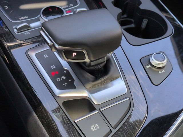 Used 2019 Audi Q7 3.0T Premium AWD/4WD image 16