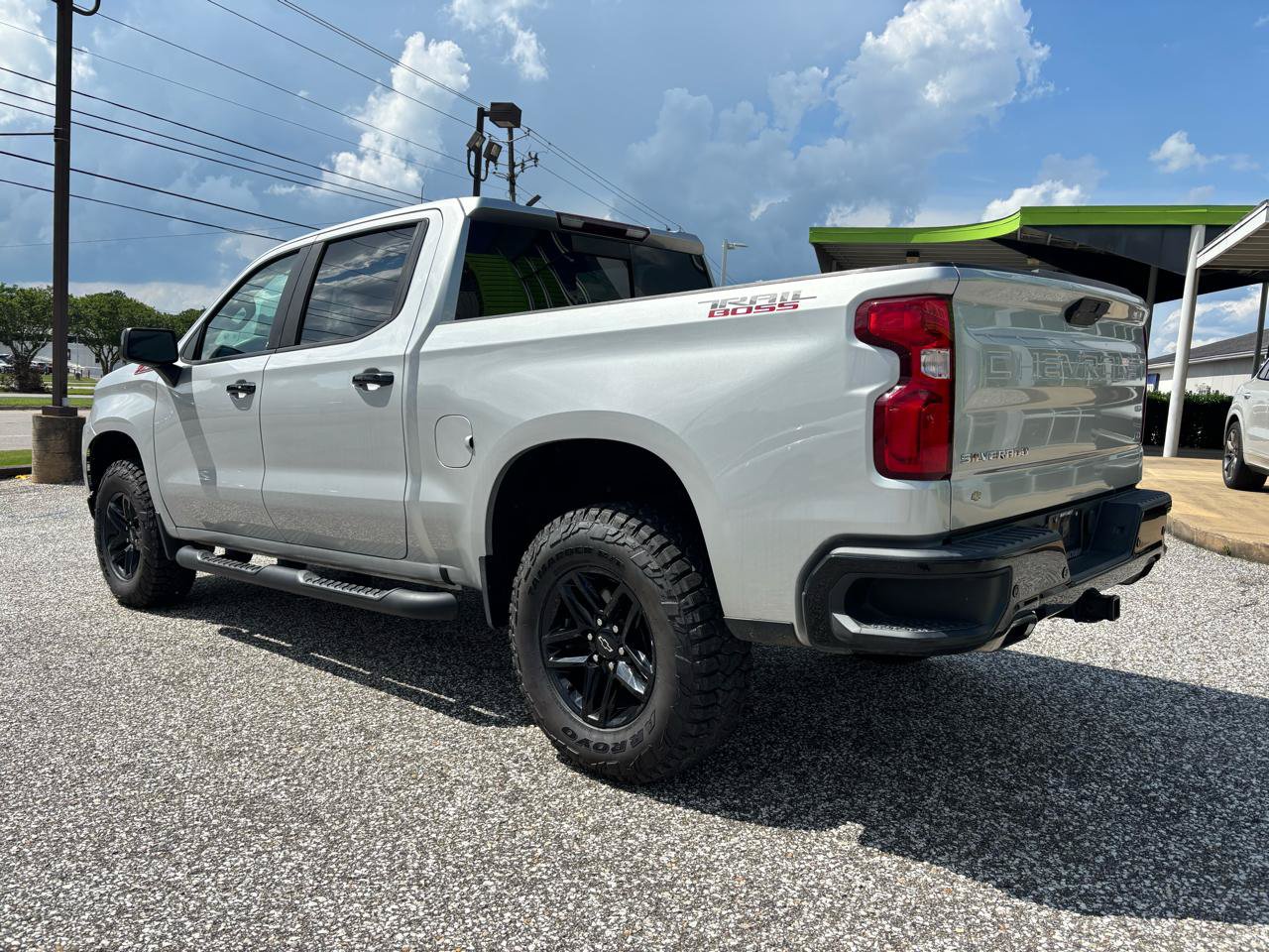 Used 2020 Chevrolet Silverado 1500 LT Trail Boss AWD/4WD image 34