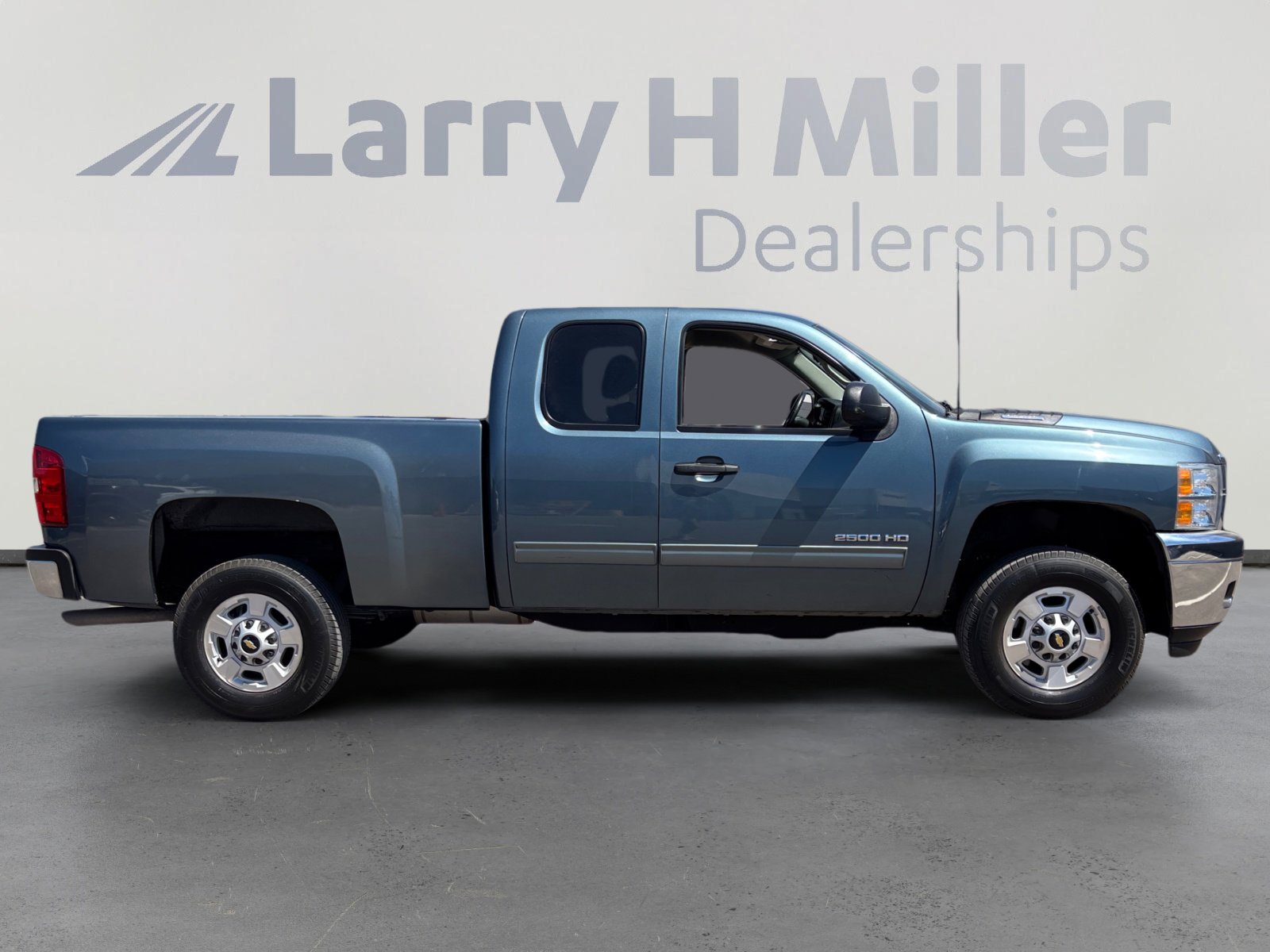 Used 2012 Chevrolet Silverado 2500 LT w/ Interior Plus Package image 6