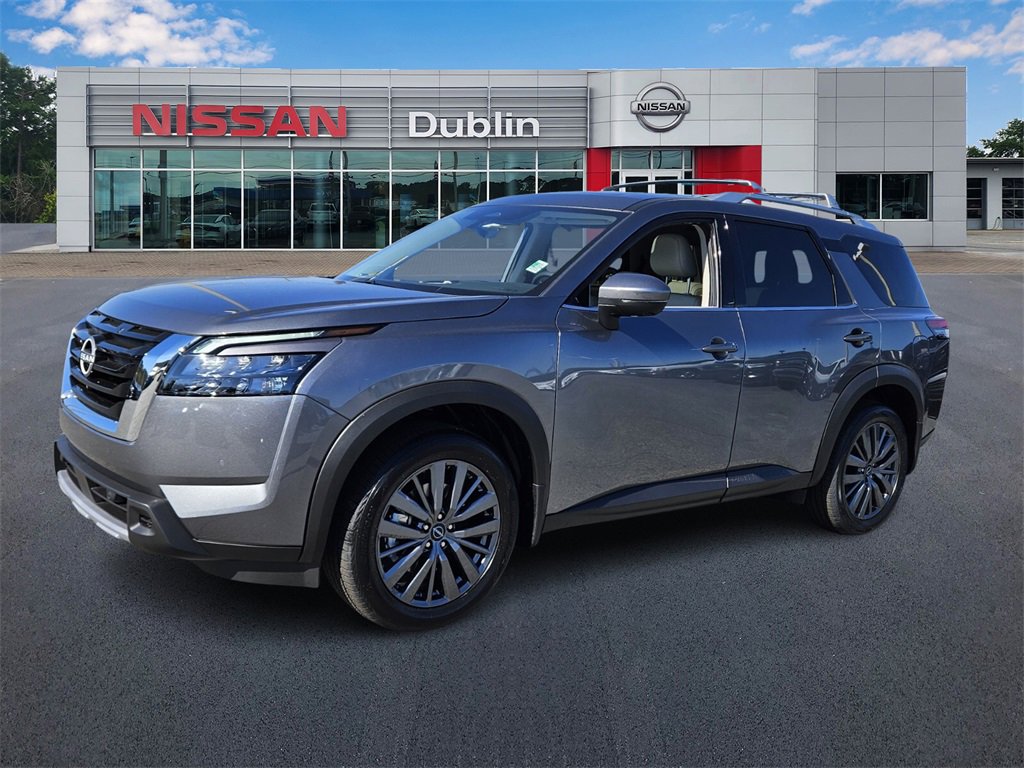 New 2025 Nissan Pathfinder SL