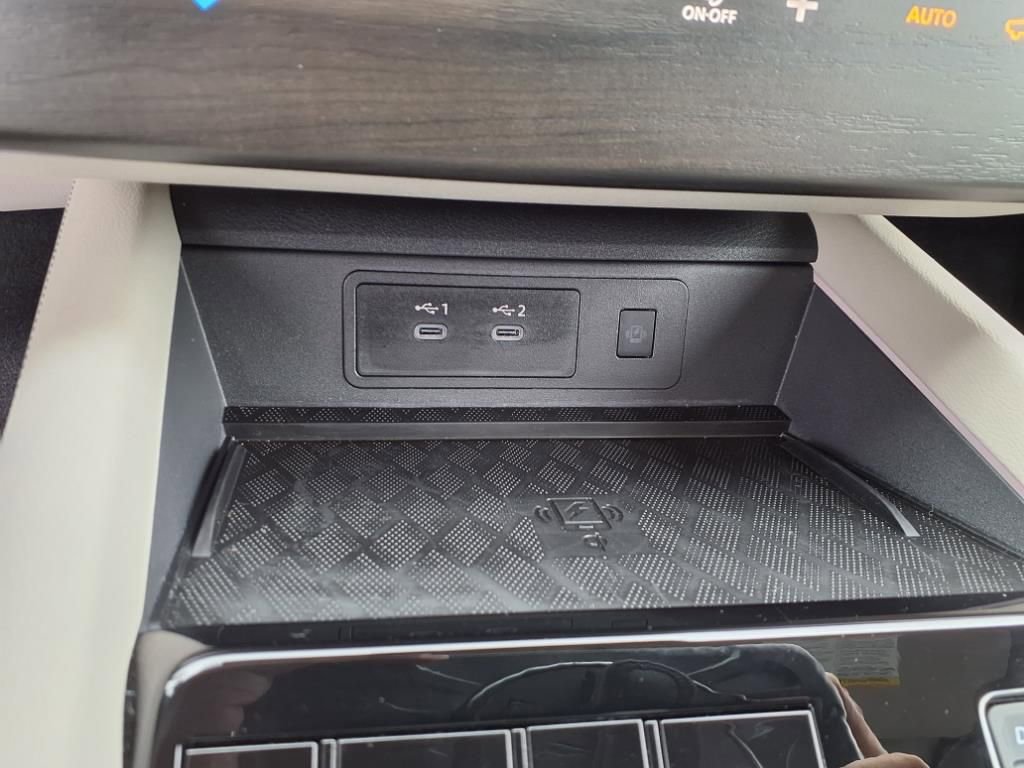 Used 2025 Nissan Murano Platinum w/ Cargo Package image 19