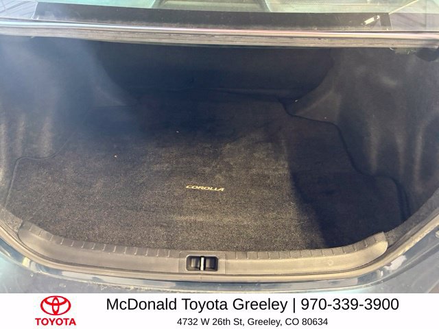 Used 2018 Toyota Corolla SE w/ Carpet Mat Package (TMS) FWD image 11