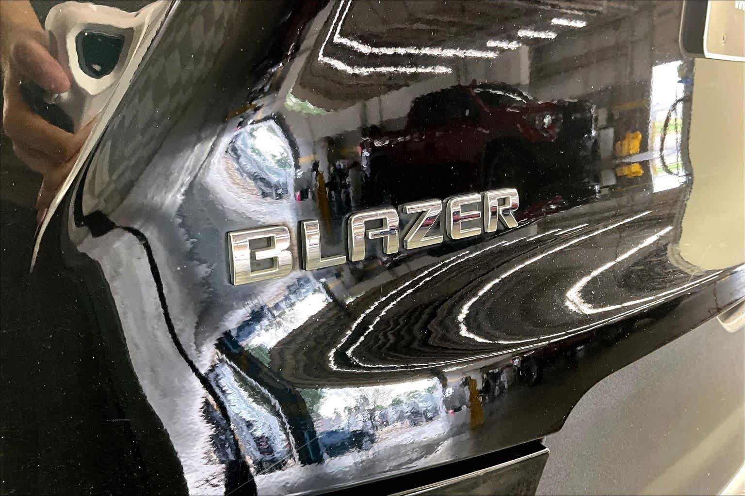Used 2023 Chevrolet Blazer LT FWD image 29