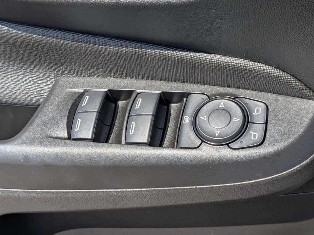 Used 2025 Buick Envista Preferred FWD image 20