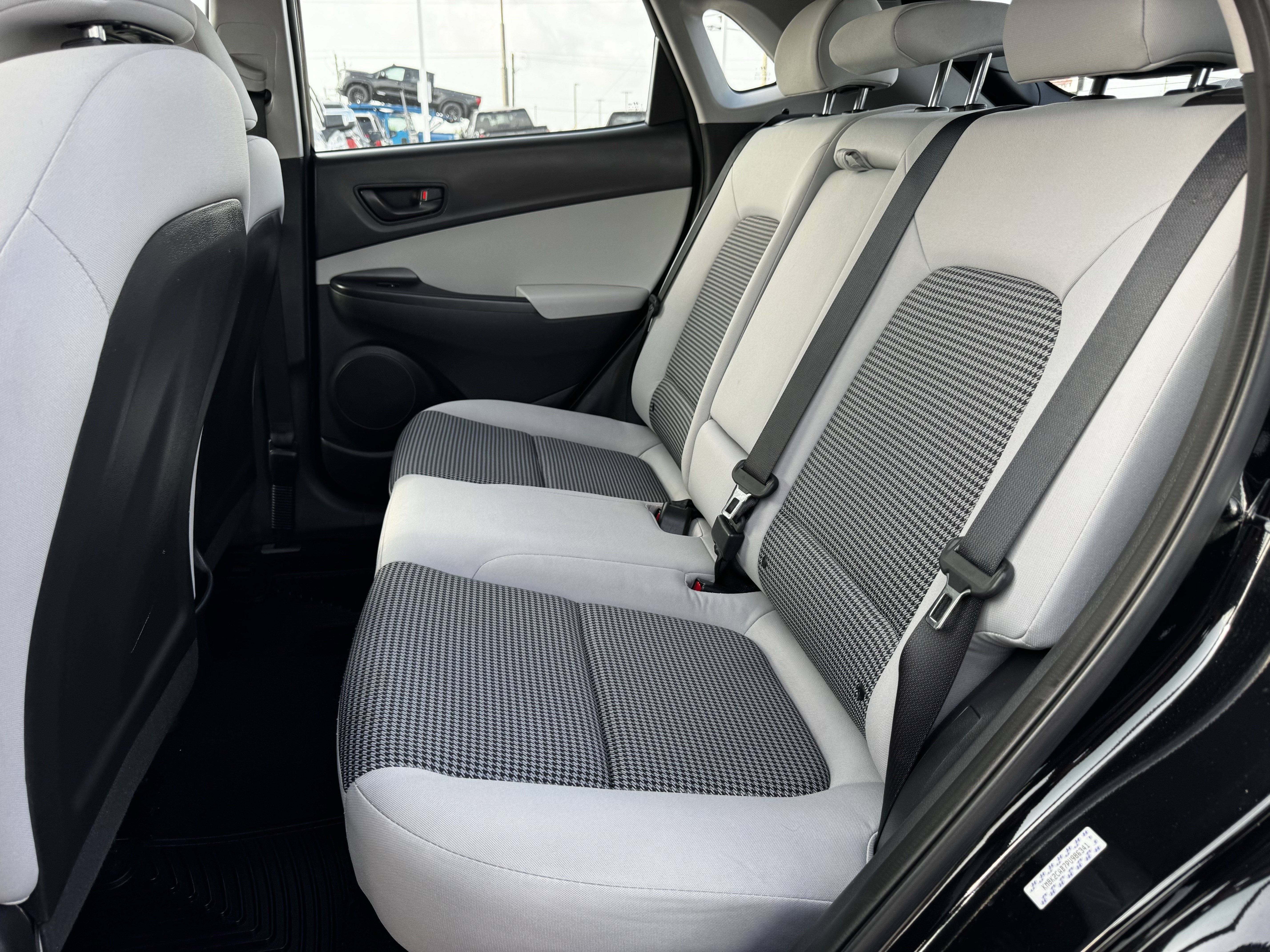Used 2023 Hyundai Kona SE AWD/4WD image 27