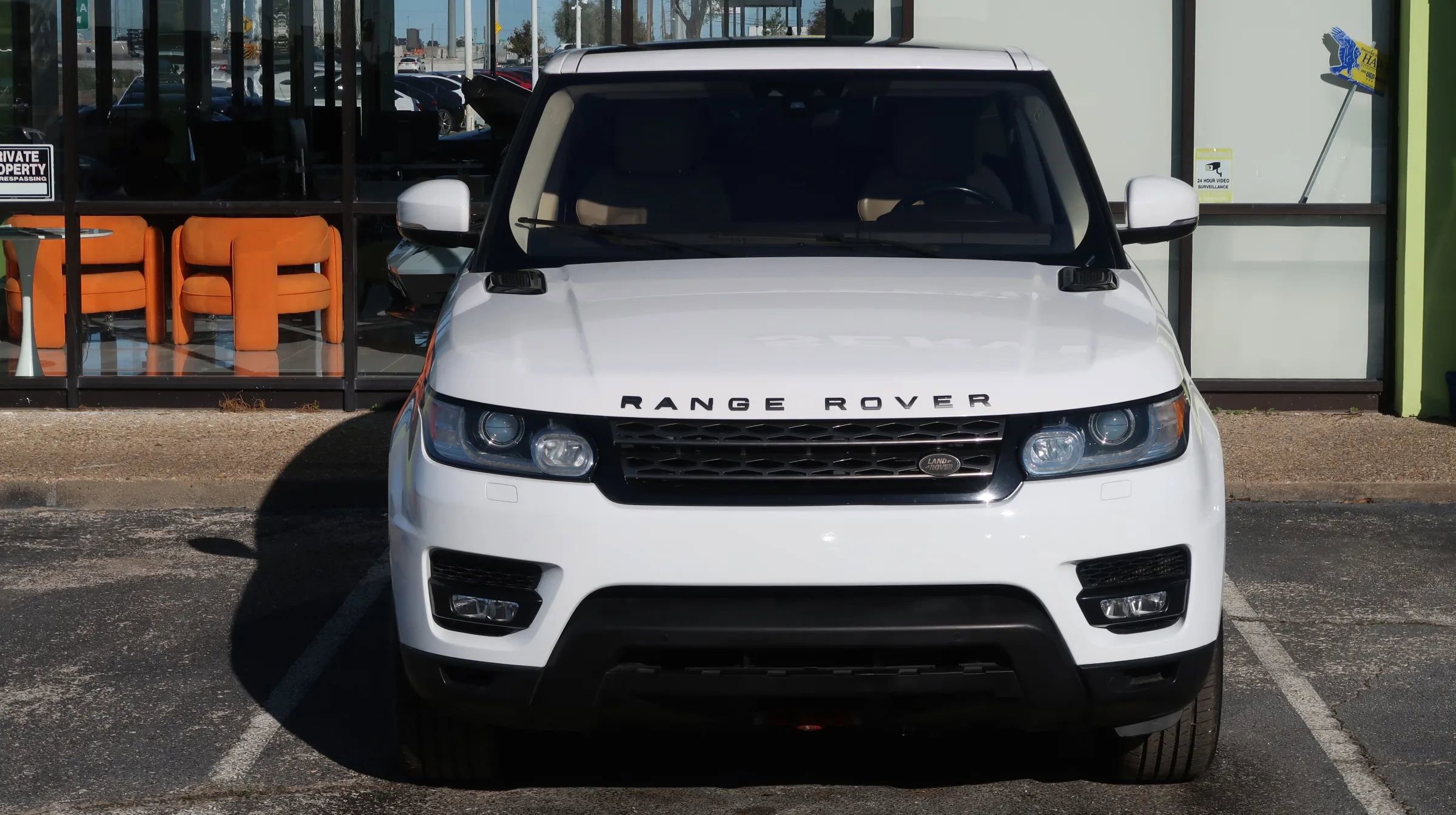 Used 2017 Land Rover Range Rover Sport SE image 4