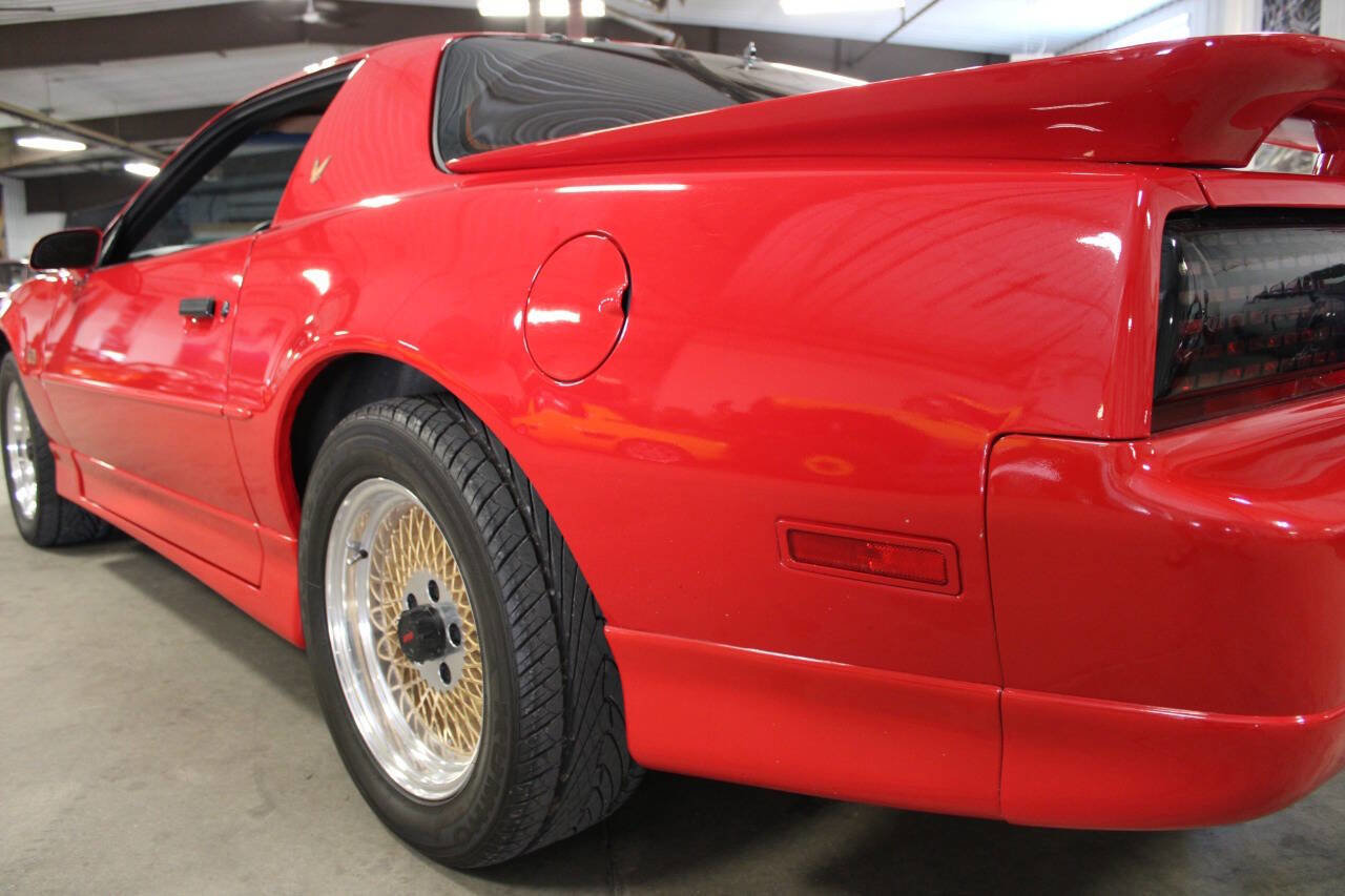 Used 1988 Pontiac Firebird Trans Am image 11