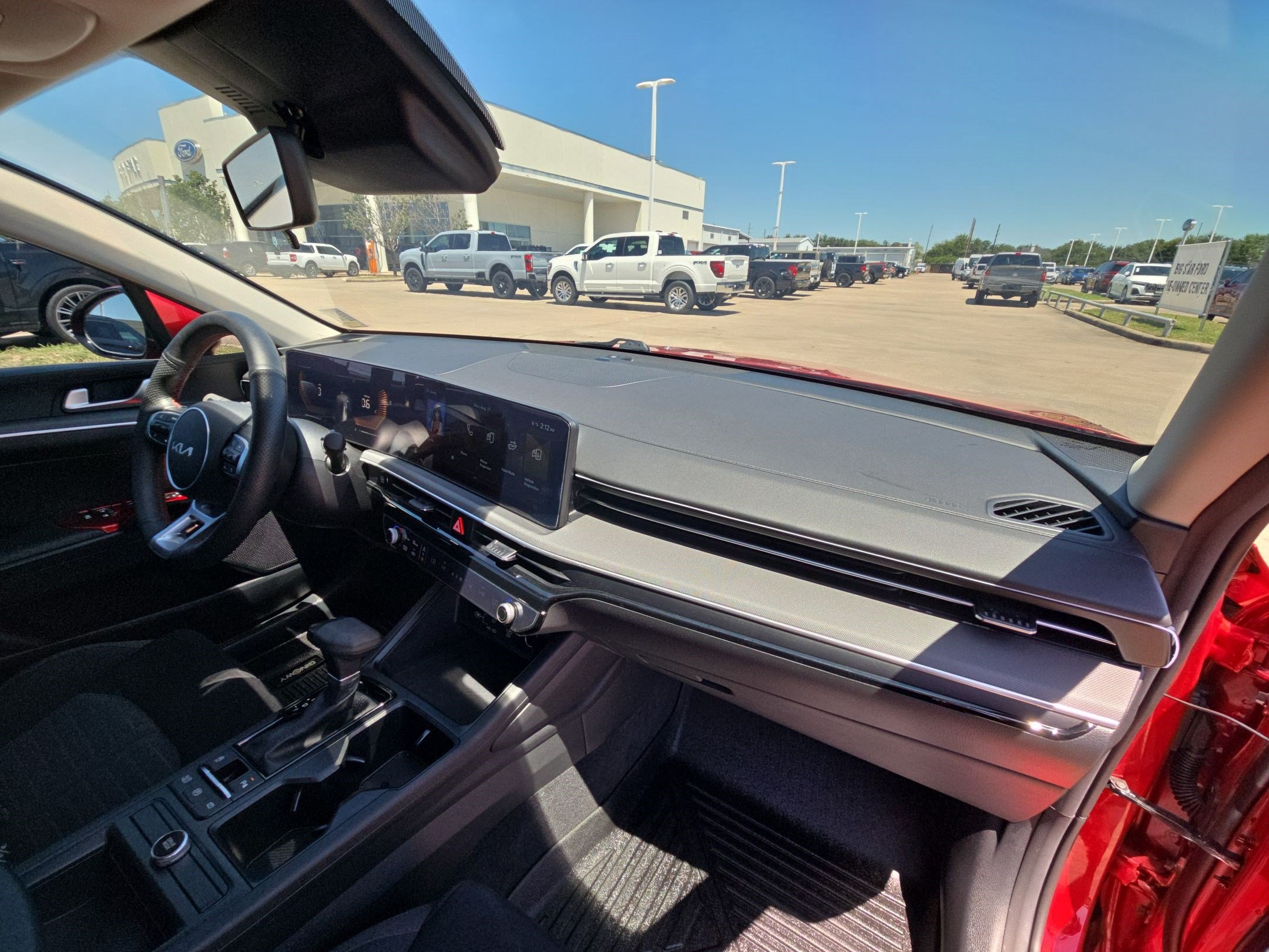 Used 2025 Kia K5 LXS FWD image 57