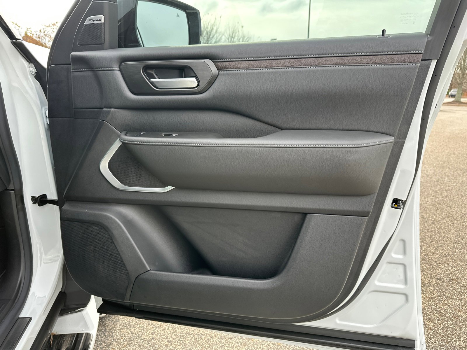 New 2026 Nissan Armada Platinum Reserve image 14