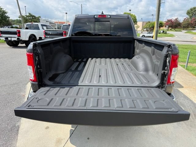 Used 2021 RAM 1500 Big Horn AWD/4WD image 12