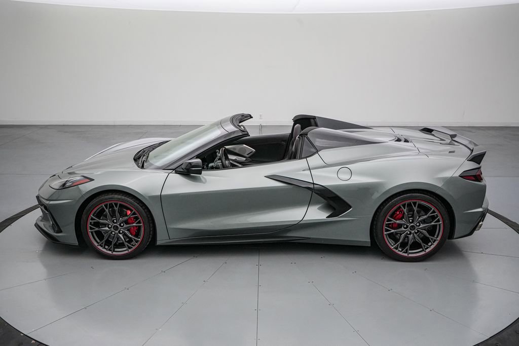 Used 2022 Chevrolet Corvette Stingray Premium Conv w/ Z51 Performance Package RWD image 8