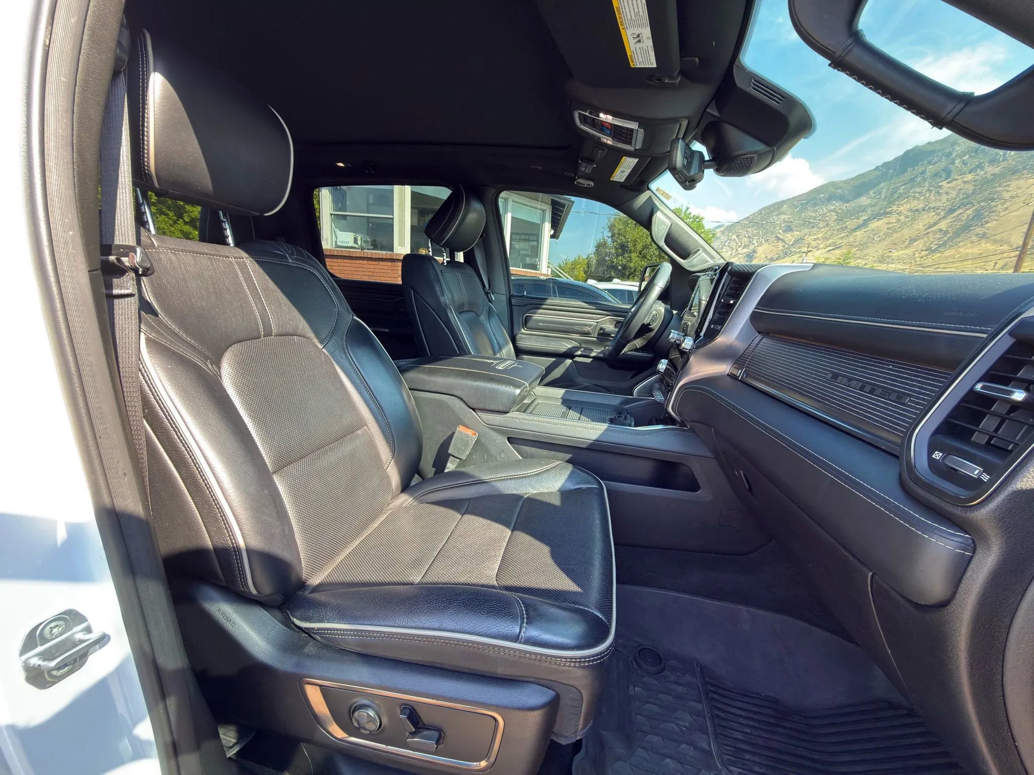 Used 2021 RAM 1500 Limited w/ Night Edition image 6