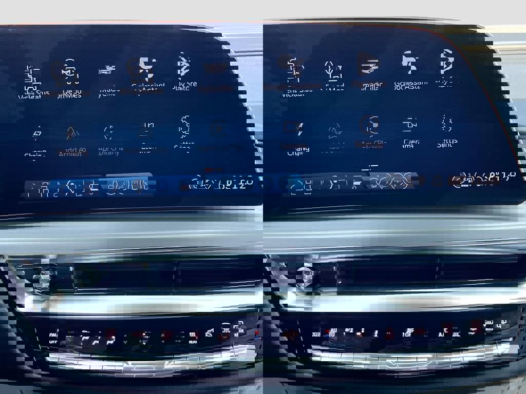 New 2026 Cadillac Lyriq Sport w/ LPO, Floor Liner Package image 15