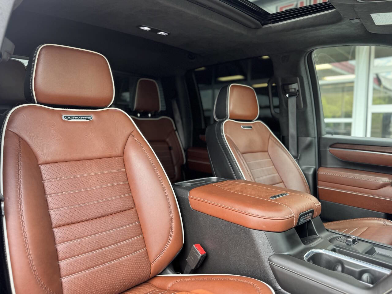 Used 2024 GMC Sierra 3500 Denali Ultimate image 47