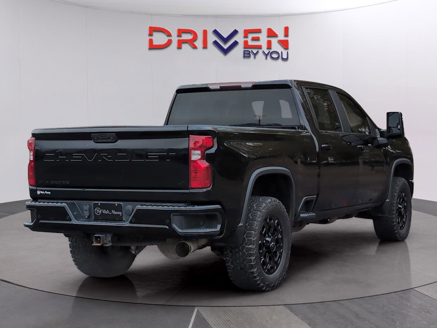 Used 2021 Chevrolet Silverado 2500 LT w/ Midnight Edition image 5