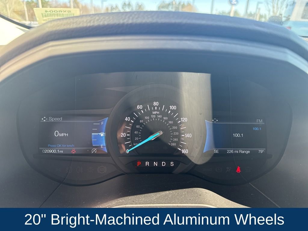 Used 2024 Ford Edge Titanium image 18