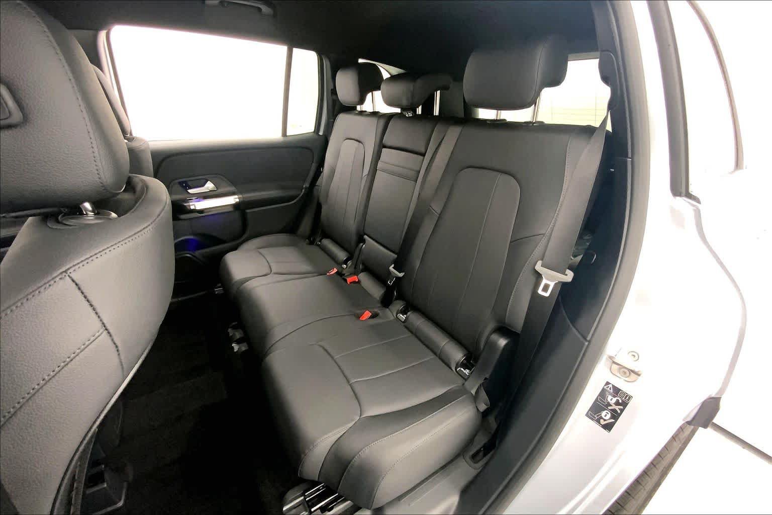 New 2026 Mercedes-Benz GLB 250 image 7